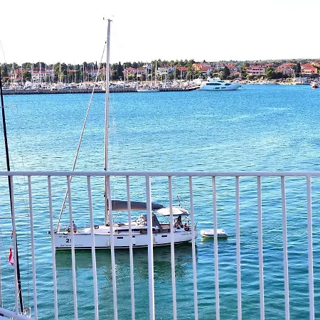 Center Seafront Seaview Old Town 1 *