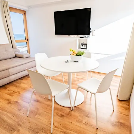 Apartment Center Seafront Seaview Old Town 1 Umag